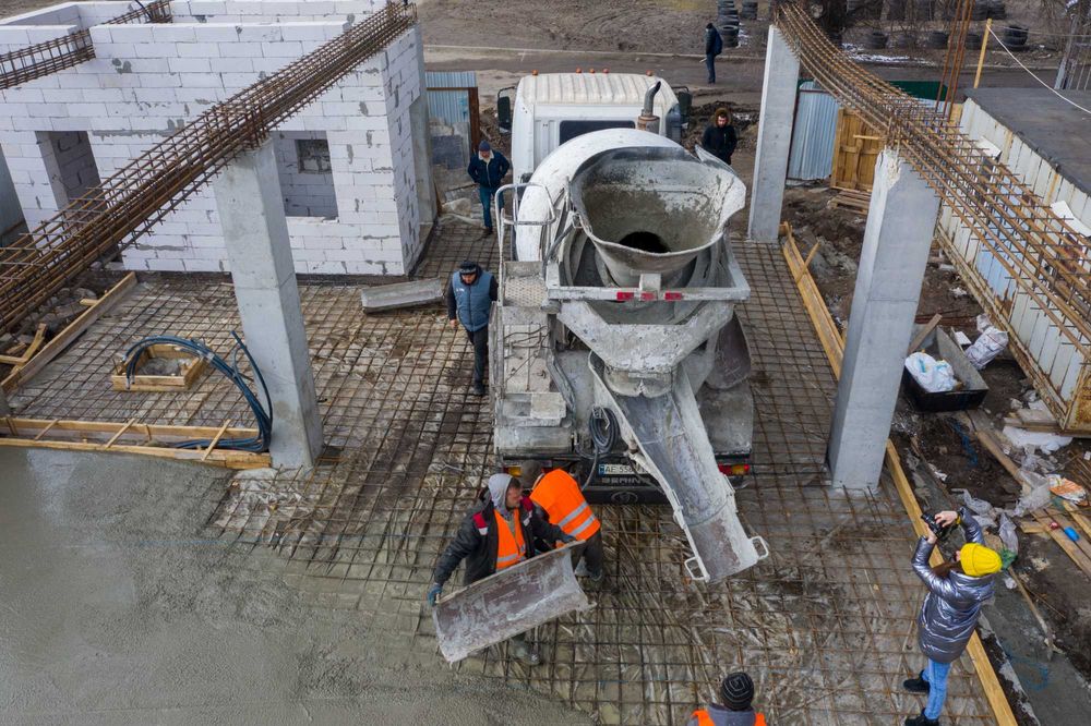 Заказать БЕТОН М - 350 с доставкой в ДНЕПРЕ и области