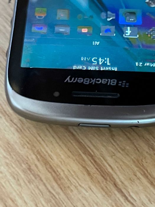 BlackBerry Curve 9320