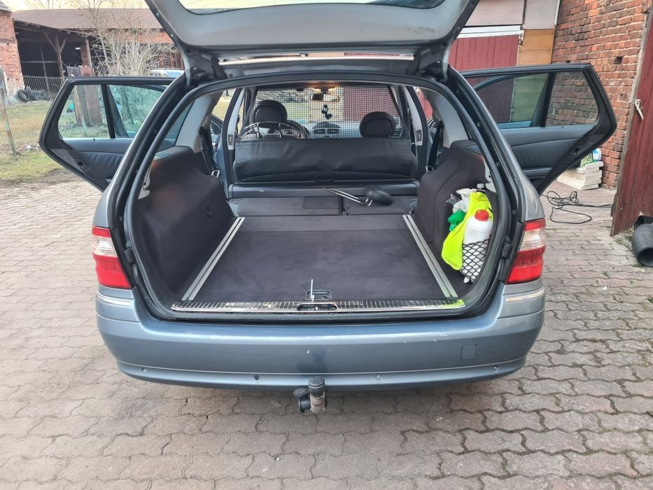 Mercedes-Benz E 320 CDI 2004r