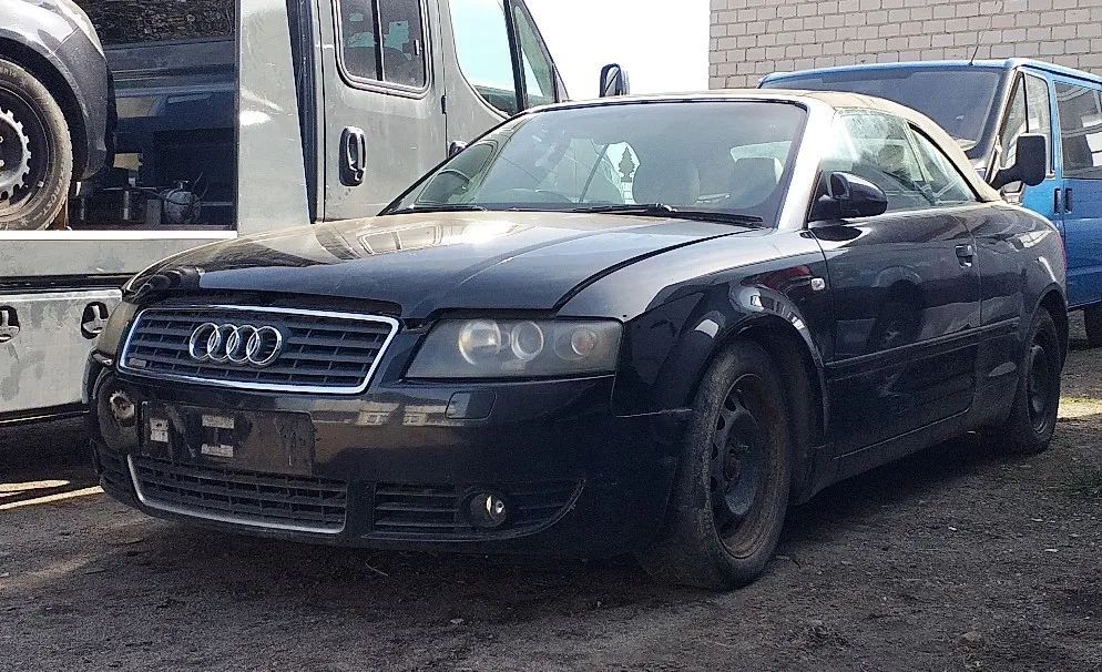 Na części Audi A4 B6 Cabrio S-Line 2.5 Diesel skrzynia biegów automat lak. LZ9W lampa drzwi zderzak maska