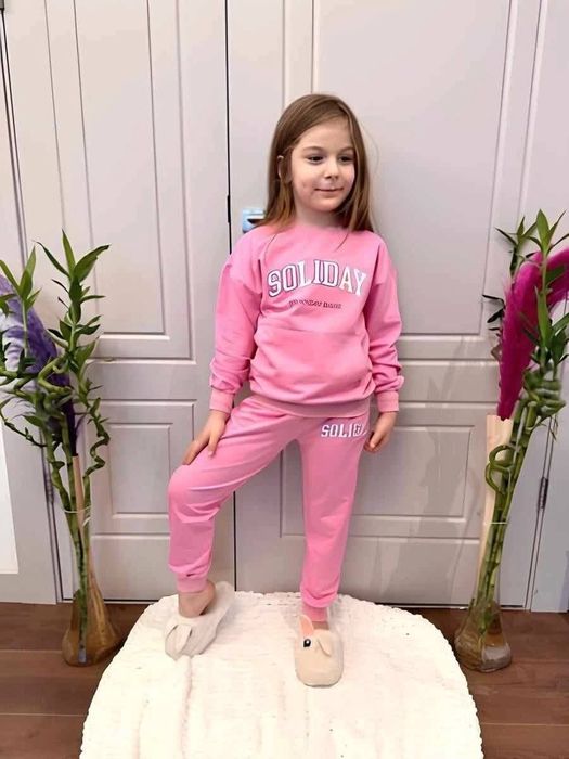 Dres dziewczęcy , mega jakość w super cenie