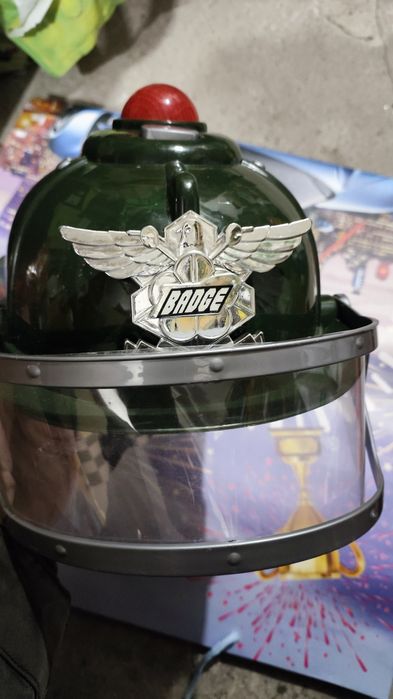 Kask wojskowy żołnierz żołnierza