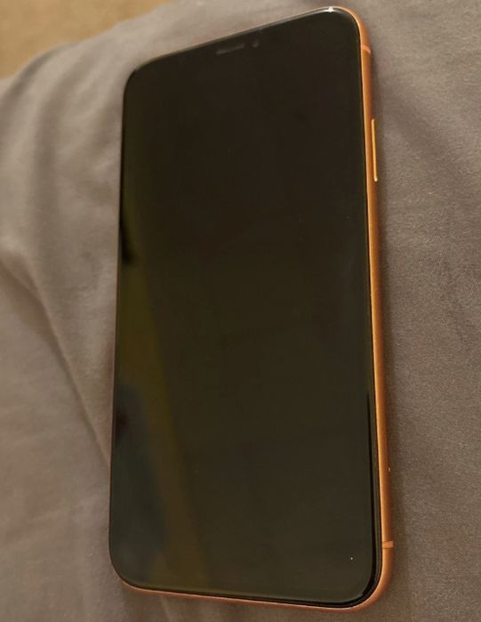 Вживаний iPhone XR