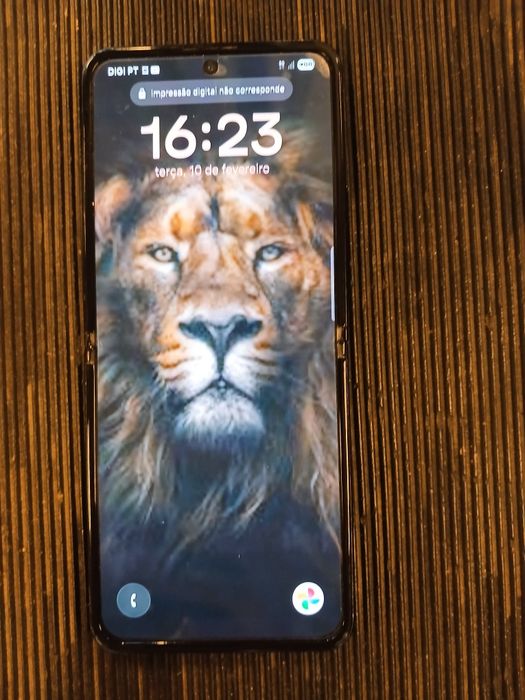 Samsung Z Flip3 impecável