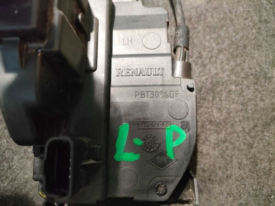 Renault Laguna III zamek drzwi lewy przód