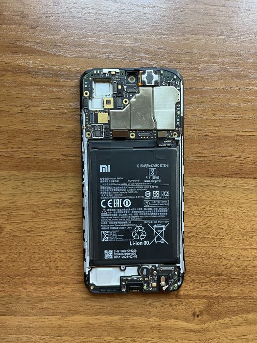 Xiaomi Redmi Note 10 - на запчастини, донор