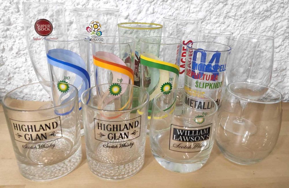 Conjunto 14 copos vários. Coleções isoladas.