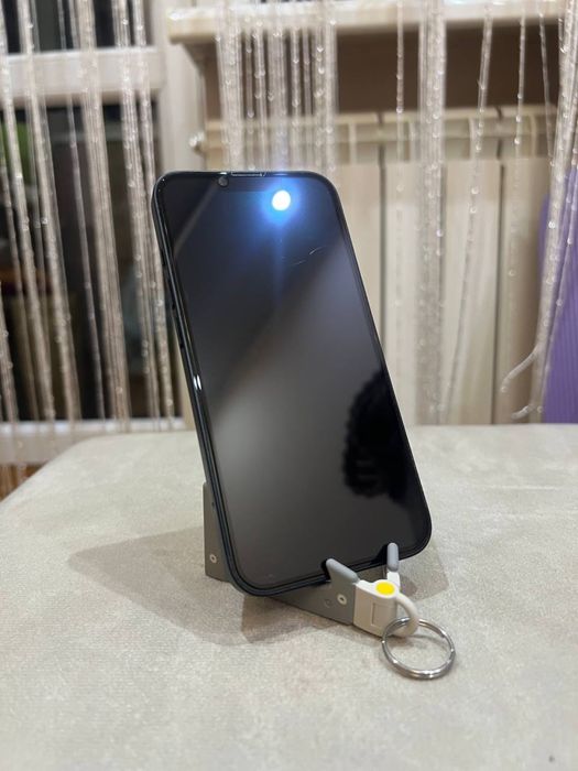 Iphone 13 128Gb Neverlock АКБ 100% ІДЕАЛ без втручань