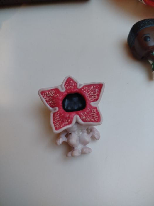 Kinder Joy Stranger Things.