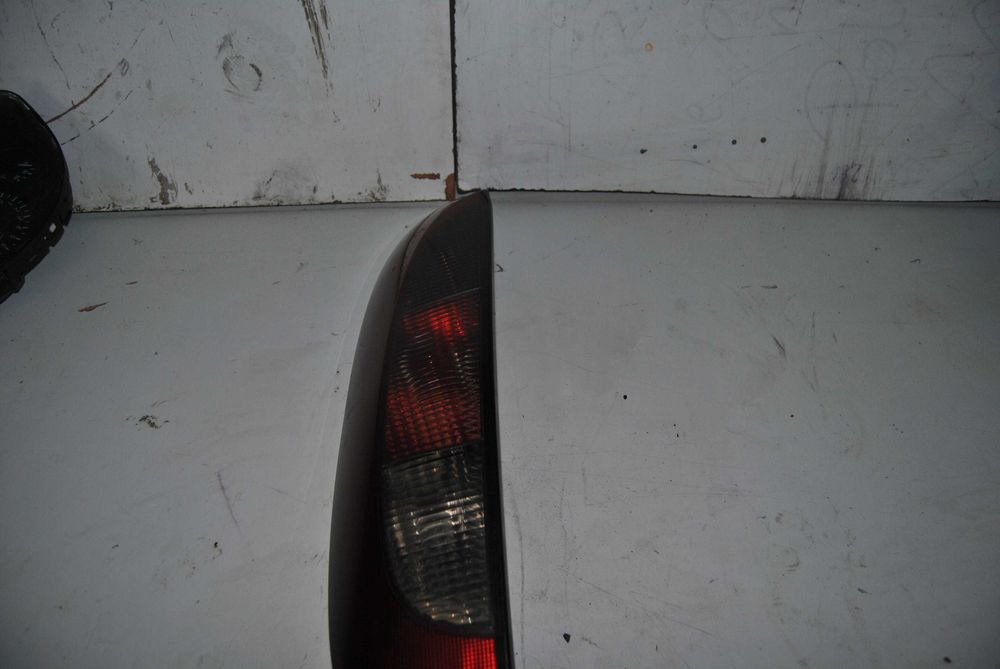 Lampa lewy tył Opel Corsa C 1,2