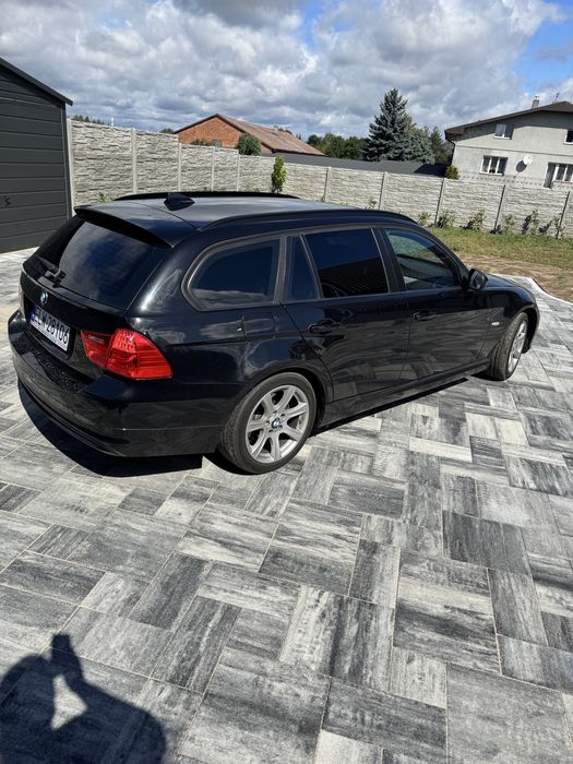 Bmw e91 320d 184km nowy rozrząd automat xeonon skora super stan navi