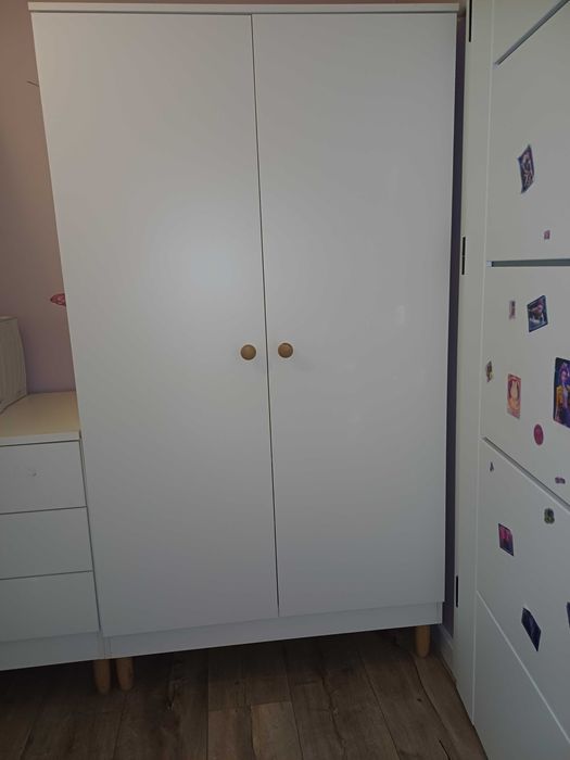 Zestaw dla dziecka szafa ,komoda, łóżko/tapczan 70x140