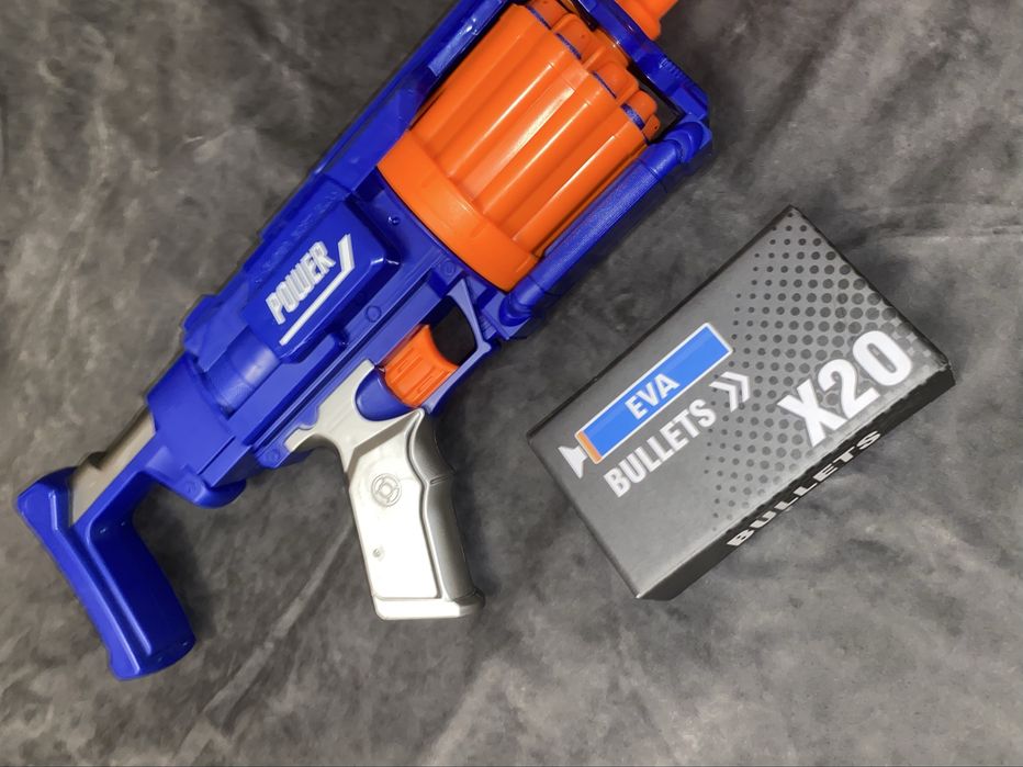 Пістолет кулемет nerf