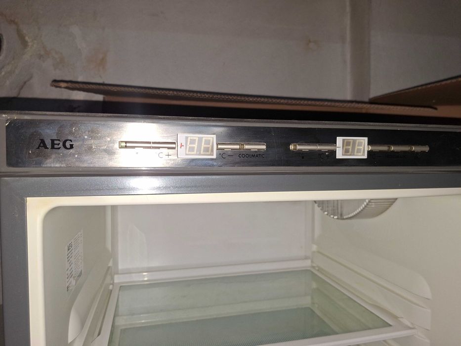 Frigorífico combinado AEG