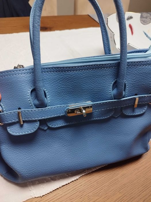 Carteira azul em pele como nova