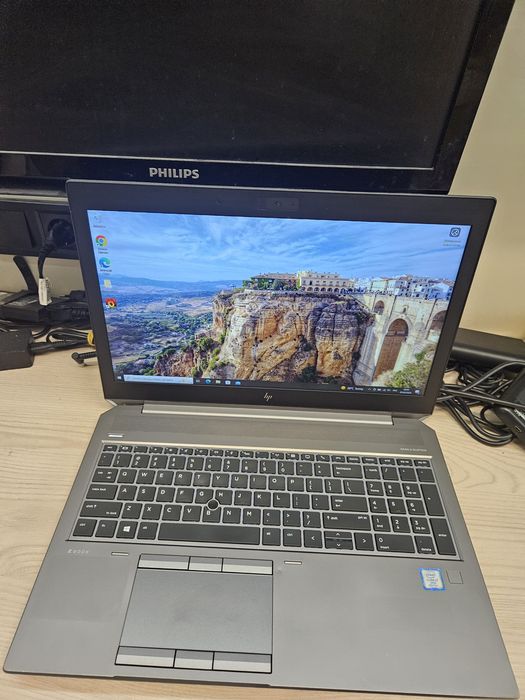 Рабочая станция HP Zbook 15 G5 i7-8850H/16Gb/512Gb m.2 nvme/Nvidia P1000 4Gb/15.6" IPS