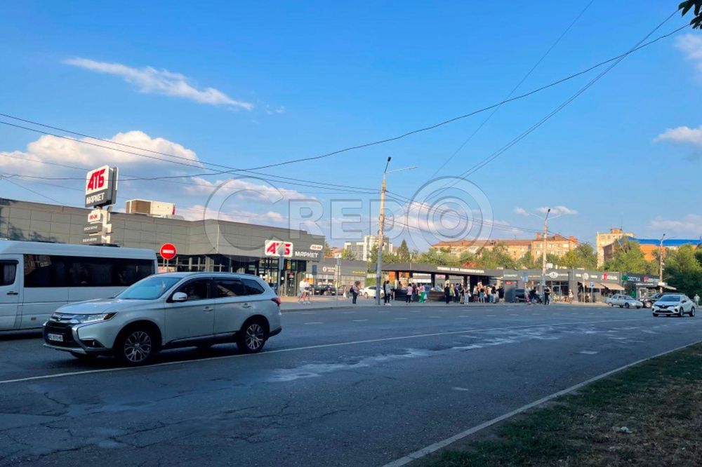 Оренда магазину вул.П.Калнишевського