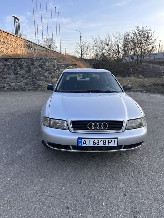 Audi A4 1996 1,8 бензин