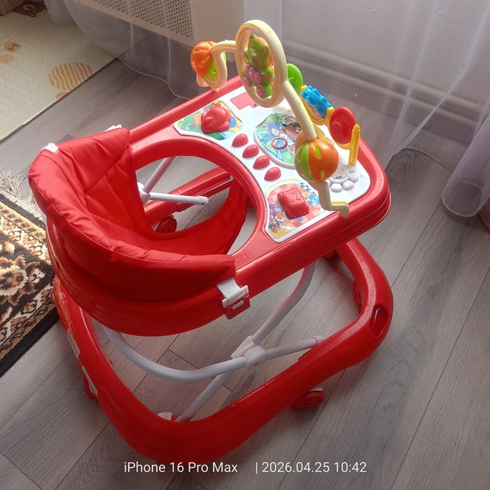 Ходунки для немовлят