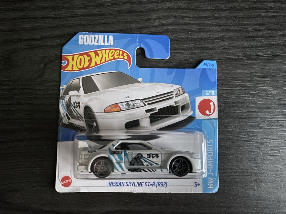 HOT WHEELS - Nissan Skyline GT-R [R32] NOWY
