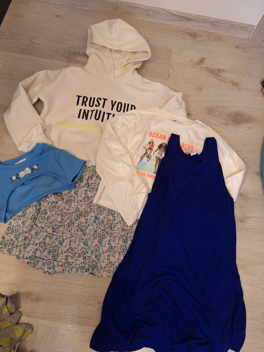 Sprzedam paczke ubrań Bershka rozmiar XS