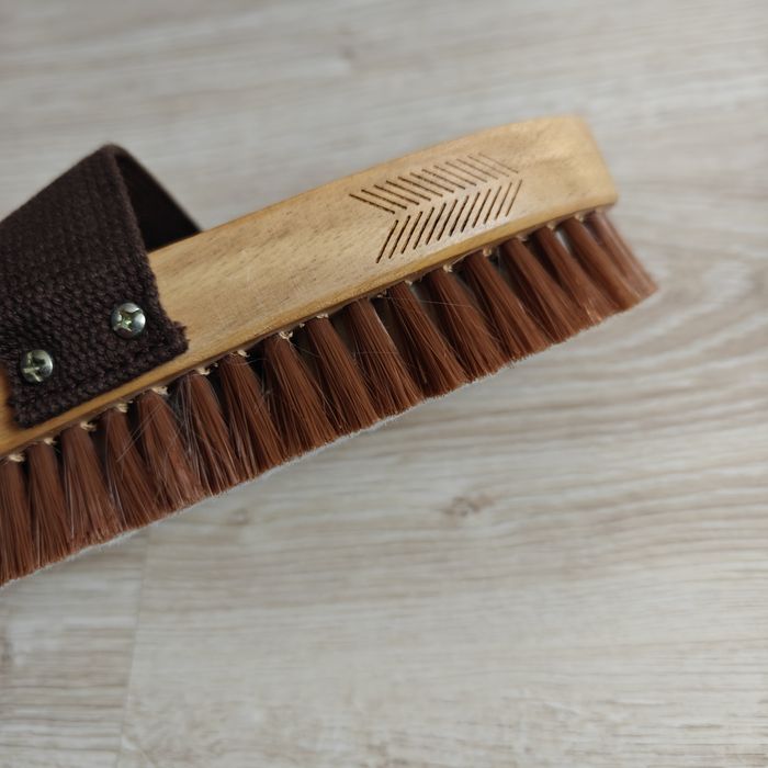 Nowa szczotka Kentucky grooming Deluxe Okazja