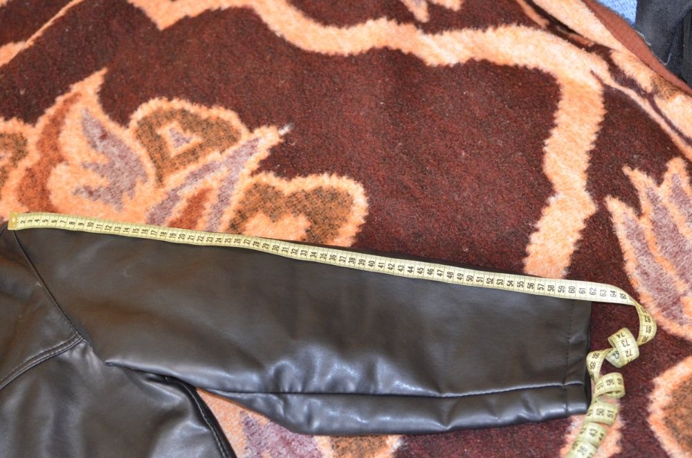 Шикарная мужская  чёрная демисезонная куртка из экокожи ШАРА цена!