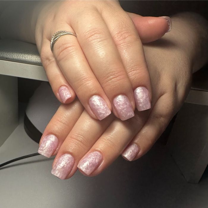 Манікюр на дому.