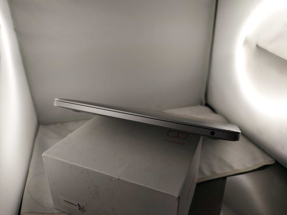 Macbook Pro A1708 i5 8 120GB