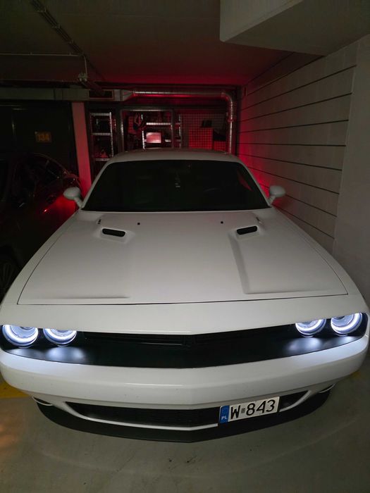 Sprzedam zamienie dodge chllenger
