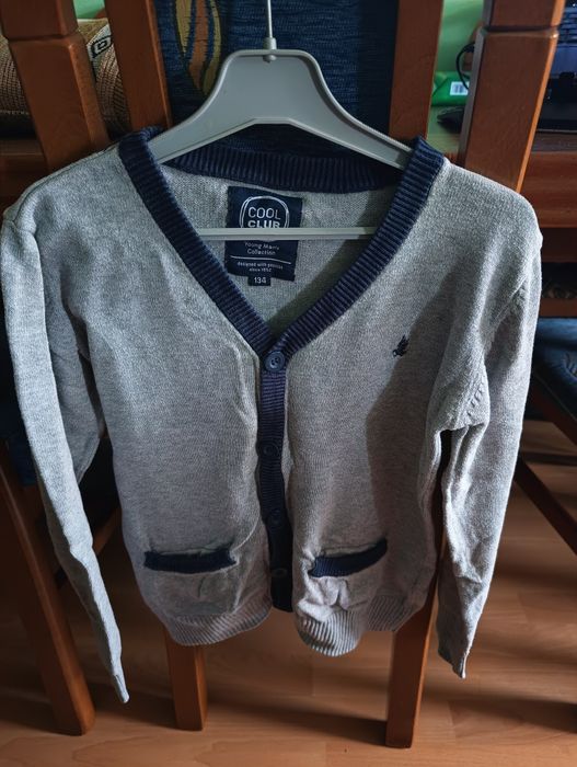 Sweterek rozmiar 134