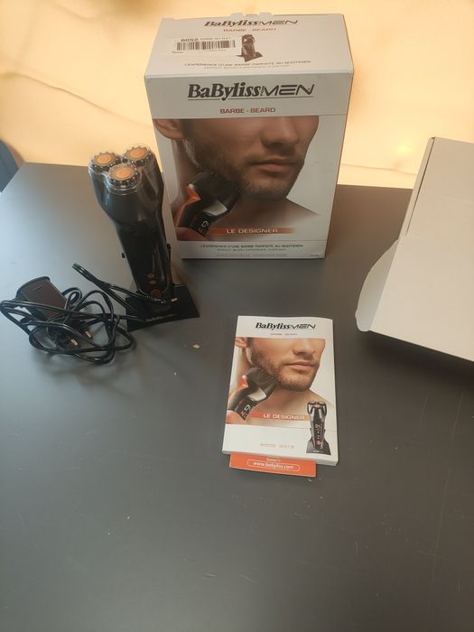 Maszynka do golenia uszkodzona