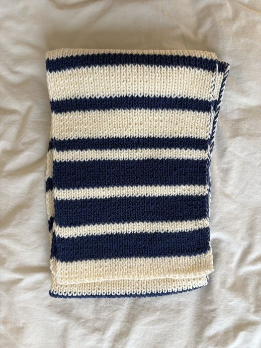 Шарф вʼязаний в полоску хендмейд синьо-білий