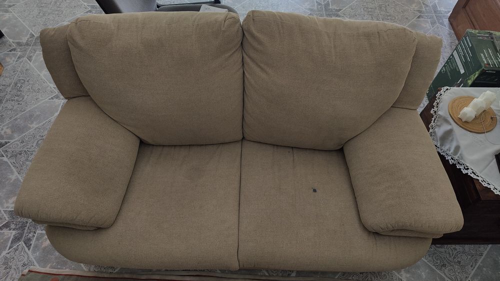 Conjunto sofá + poltrona