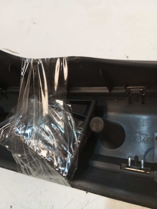Soleira Interior da Mala Audi A4 B6 / B7 Avant – Ref: 8E9864483C