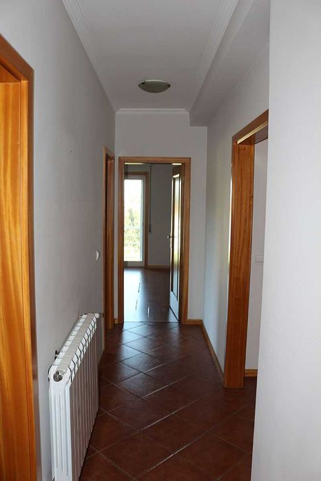 Aluga-se Apartamento T2 - Oiã - Ao lado do Continente