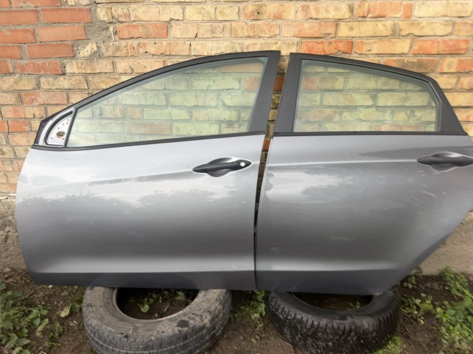 Двері ліві Hyundai i30 (2 покоління) Хюндай І30 2012-2017 Рік