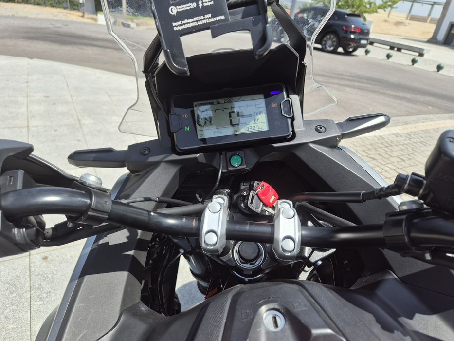 Vendo moto nc750x dct