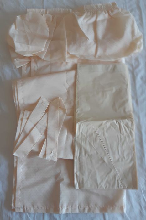 Duplo Cortinado para Banheira muito Elegante