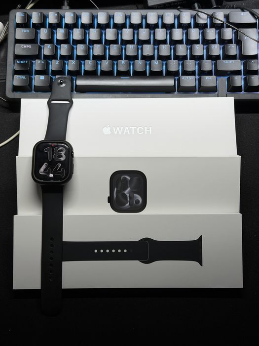 Apple Watch Series 11 GPS 46mm na cor Jet Black - EXCELENTE ESTADO