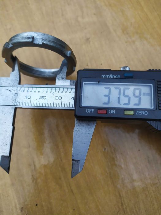 Bosch nakrętla mocująca zębatkę E-bike  Polecam