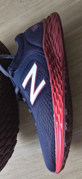 Buty New Balance r.39 24.5cm fresh foam