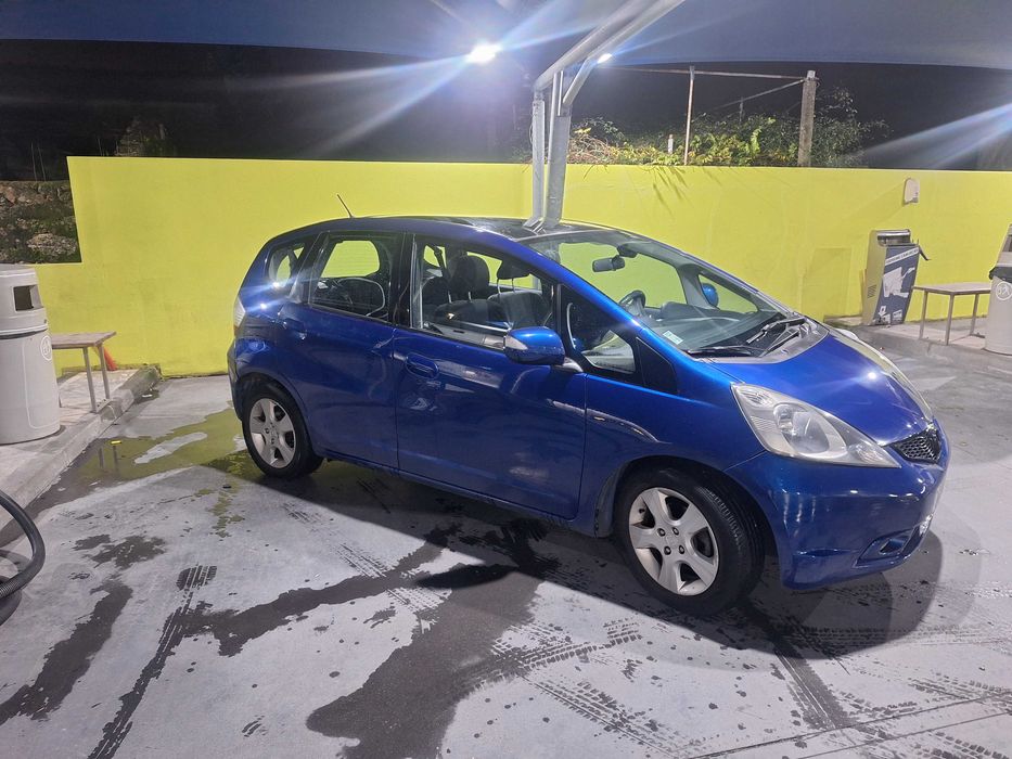 Honda Jazz 1.4 exclusive em excelente estado
