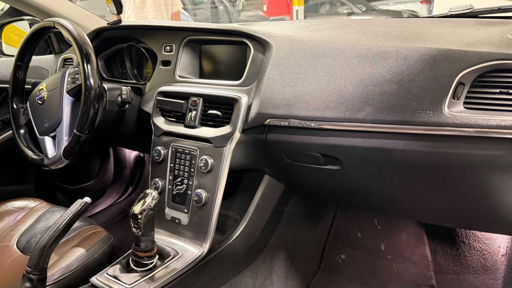 Volvo V40 Cross Country D2 1.6 Diesel 115cv