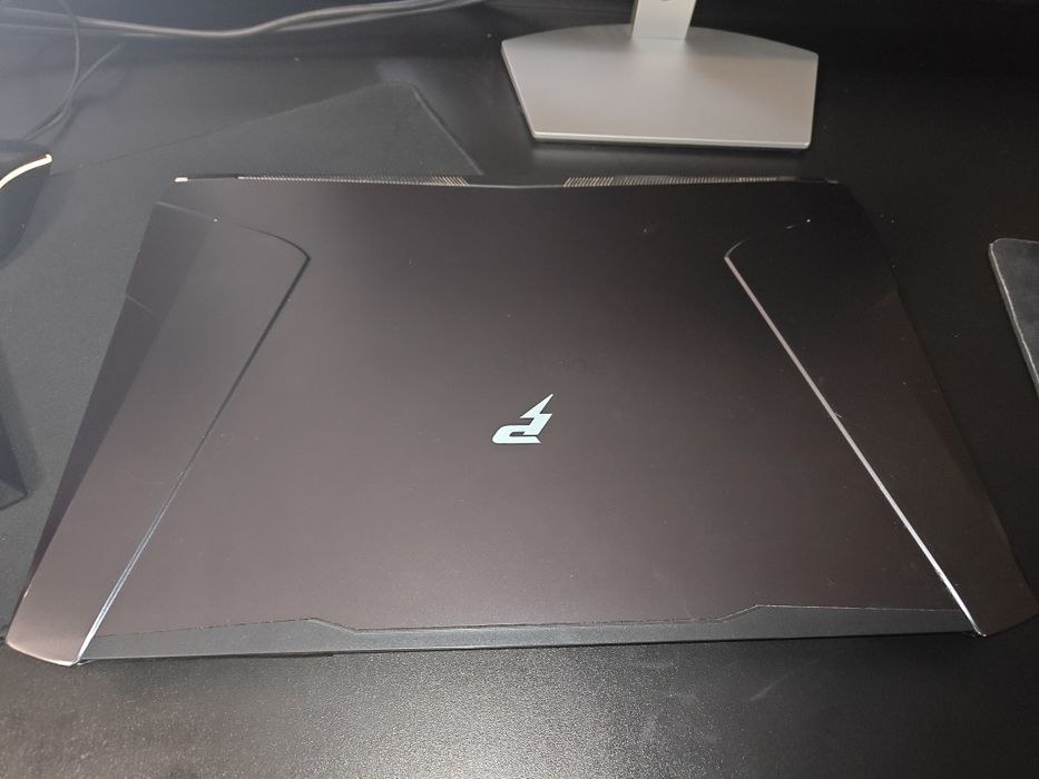 Игровой powerSpec i7 l 1070 - 8gb / 16 ОЗУ / 17.3