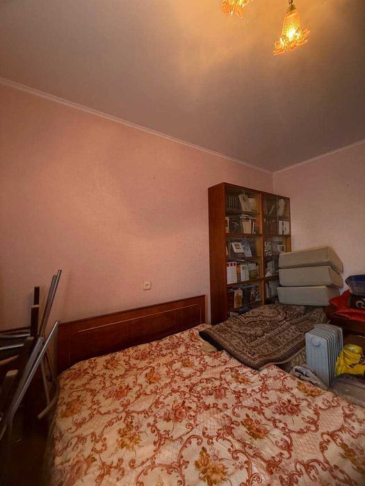 Продається трикімнатна квартира по вулиці Гончій, центр міста!