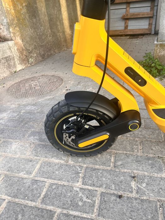 Xiaomi Electric Scooter 6 Pro – Excelente Estado