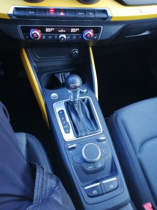 Офіційний Audi Q2 2.0 TDI