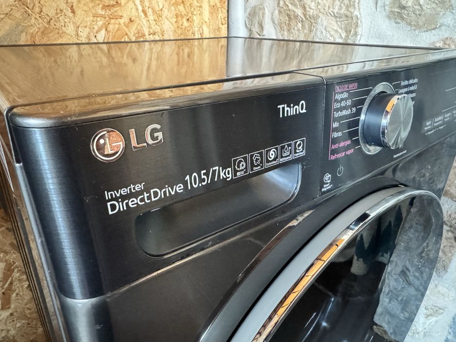 Máquina de lavar e secar LG F4DV9510P2B em bom estado
