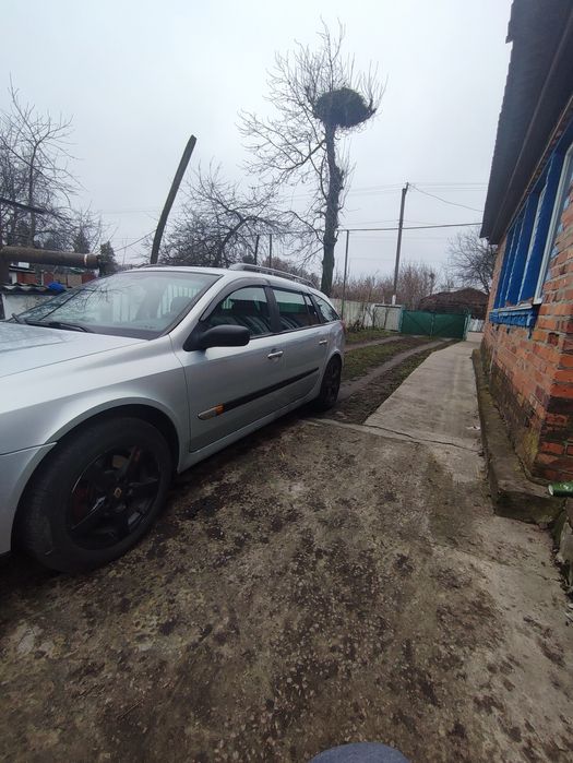 Рено Лагуна 2 1.8 бензин